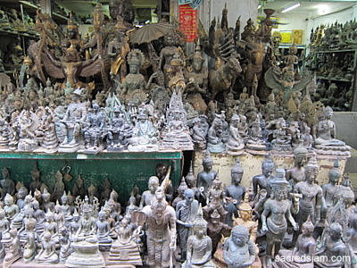 Bangkok Amulet Market figurines