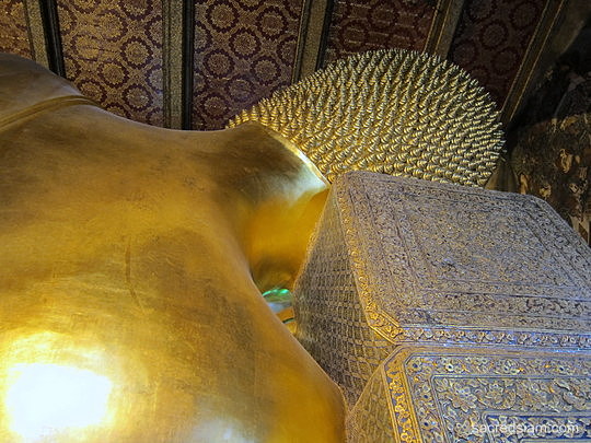 Wat Pho Chinese reclining Buddha head