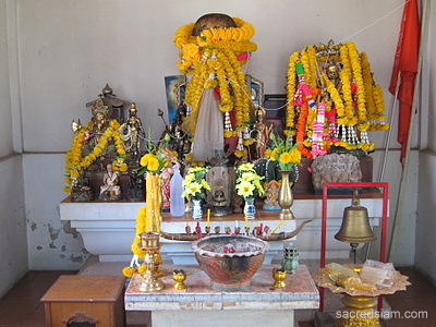 Hor Phra Isuan (Shiva Shrine) Nakhon Si Thammarat lingam