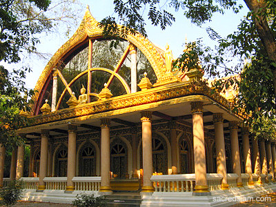 Wat Phra That Nong Bua Ubon Ratchathani viharn
