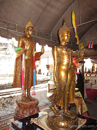 Wat Bang Khae Yai Amphawa Samut Songkhram Buddha image