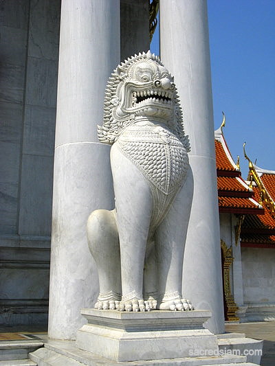 Wat Benchamabophit (Marble Temple) Bangkok lion