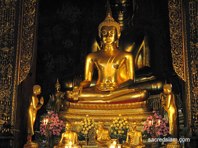 Bangkok temples: Wat Bowonniwet Chinnasee Buddha