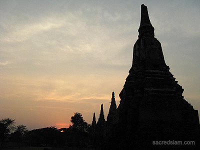 Wat Chaiwatthanaram Ayutthaya sunset