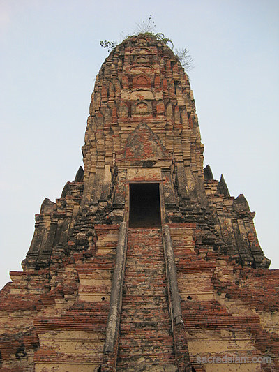 Wat Chaiwatthanaram Ayutthaya central prang