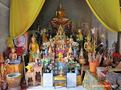 Wat Chimphli Sutthawat Koh Kret Nonthaburi Buddha