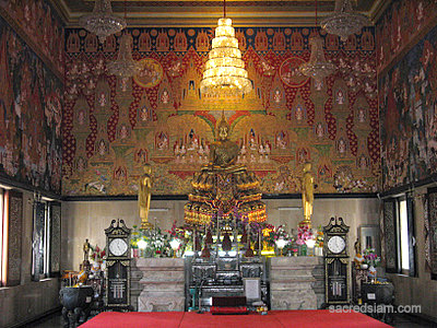 Wat Hua Lamphong Buddha