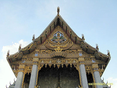 Wat Hua Lamphong ubosot
