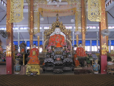 Wat Klang Thung Mae Hong Son Burmese Buddha