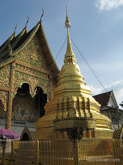 Wat Mahawan Lamphun Lanna chedi