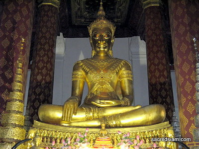 Wat Na Phra Men Ayutthaya bronze Buddha