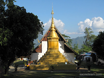 Pai temples: Wat Nam Hoo