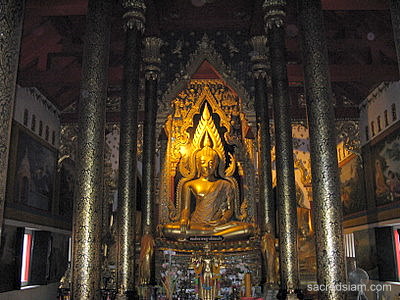 Wat Nang Phaya Phitsanulok hall
