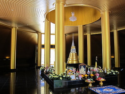 Wat Nong Pah Pong Ubon Ratchathani Ajahn Chah relics