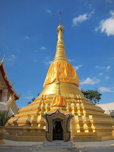 Wat Phai Lom Koh Kret Nonthaburi chedi