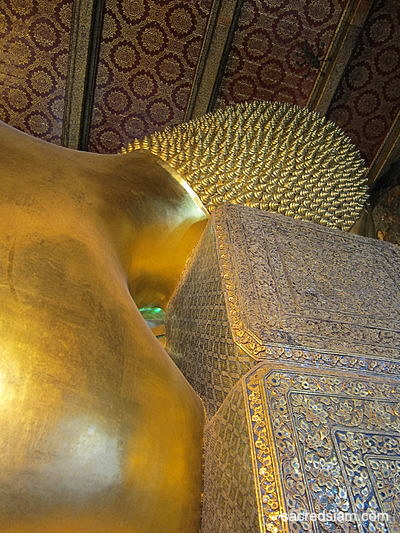 Wat Pho reclining buddha Bangkok