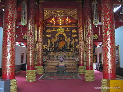 Wat Phra Kaew Chiang Rai pillars