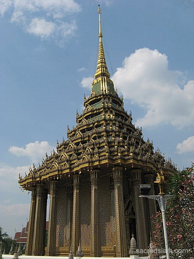 Wat Phra Phutthabat (Buddha footprint) mondop Saraburi