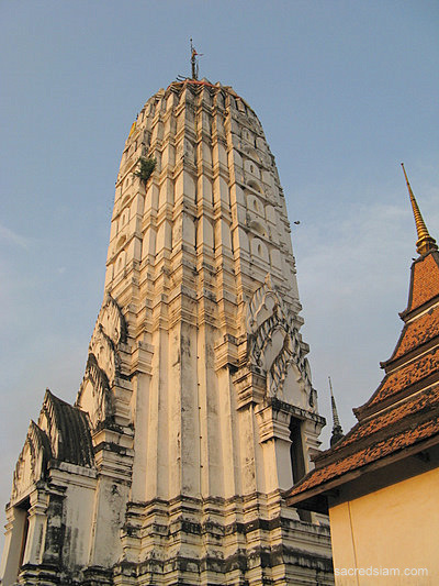 Wat Phutthaisawan Ayutthaya central prang