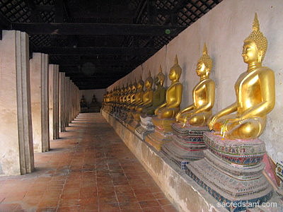 Wat Phutthaisawan Ayutthaya buddha images