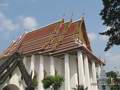 Wat Ratchanadda ordination hall