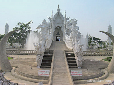 Wat Rong Khun (White Temple) Chiang Rai